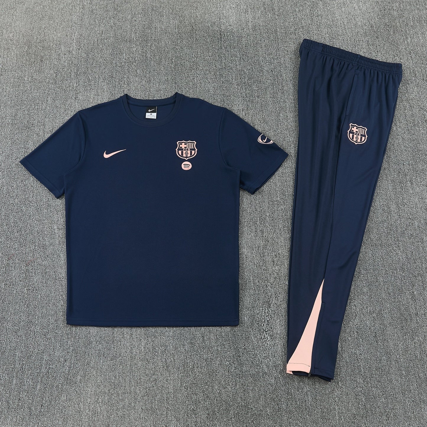 Camiseta y pantalón Barcelona 26/27