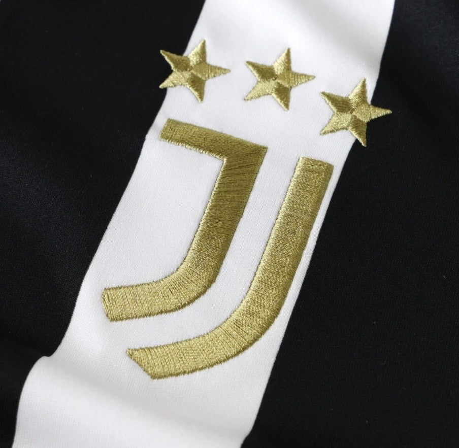 Camiseta Juventus Home 26/27
