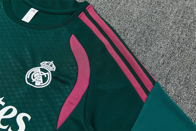 Camiseta y Pantalones Cortos Niños Real Madrid 26/27