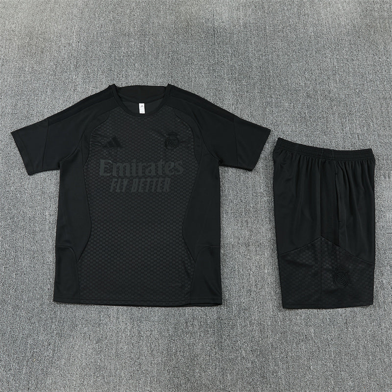 Camiseta y Pantalón corto Entrenamiento Real Madrid 26/27