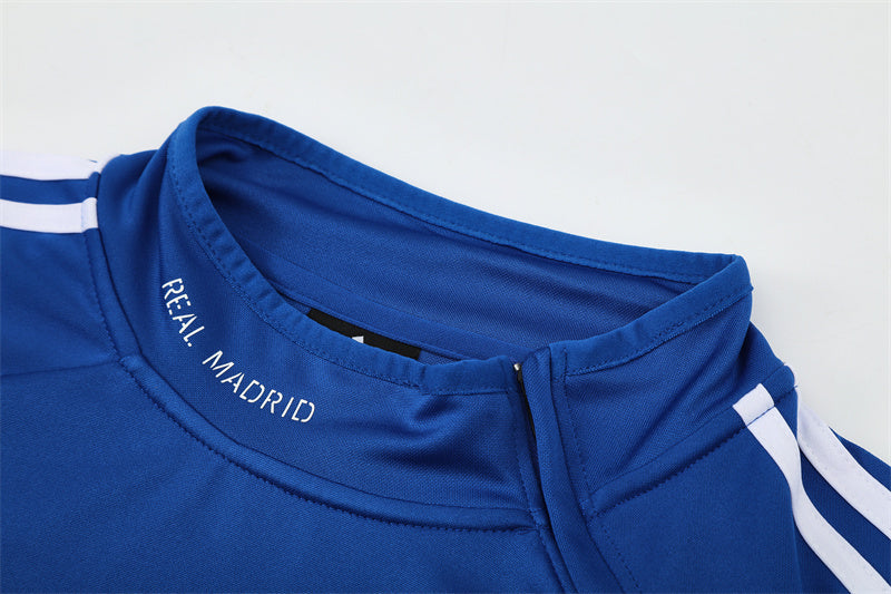 Camiseta de entrenamiento retro de manga larga del Real Madrid 13/14