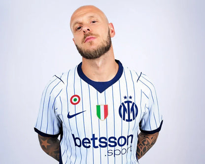 Camiseta Inter Away 26/27 Scudetto + Coccarda