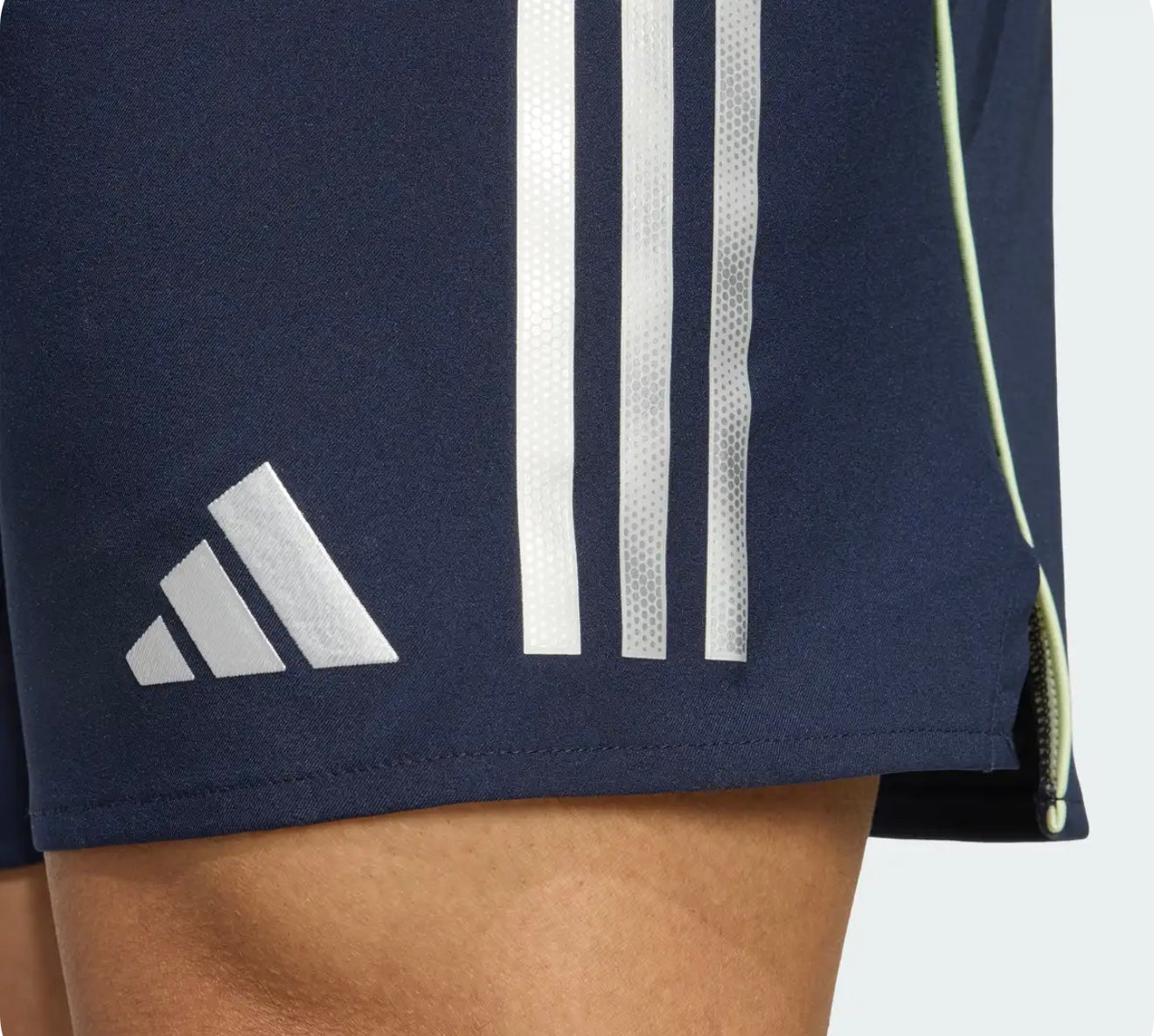 Pantalon Corto Real Madrid Away 25/26