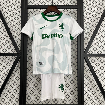 Camiseta y Pantalones Cortos para Niños  Sporting Lisbon away 25/26