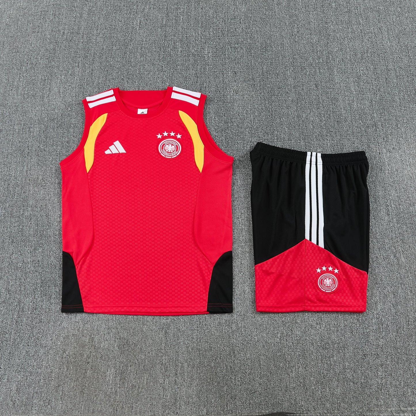 Camiseta y Pantalón corto Entrenamiento Alemania 26/27