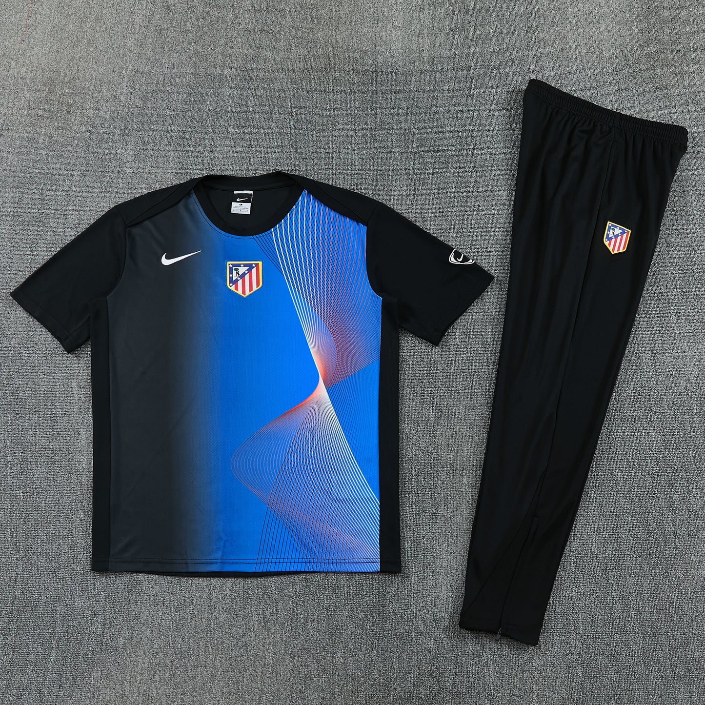 Camiseta y pantalón Atletico de Madrid 26/6
