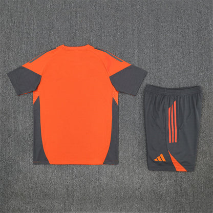 Camiseta y Pantalón entrenamiento Bayern 25/26
