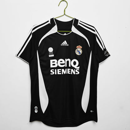 Camiseta Real Madrid Retro 06/07