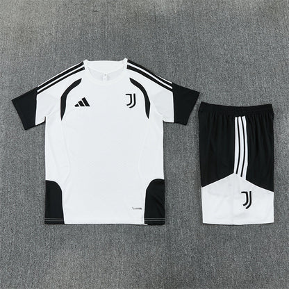 Camiseta y Pantalón corto Entrenamiento Juventus 26/27
