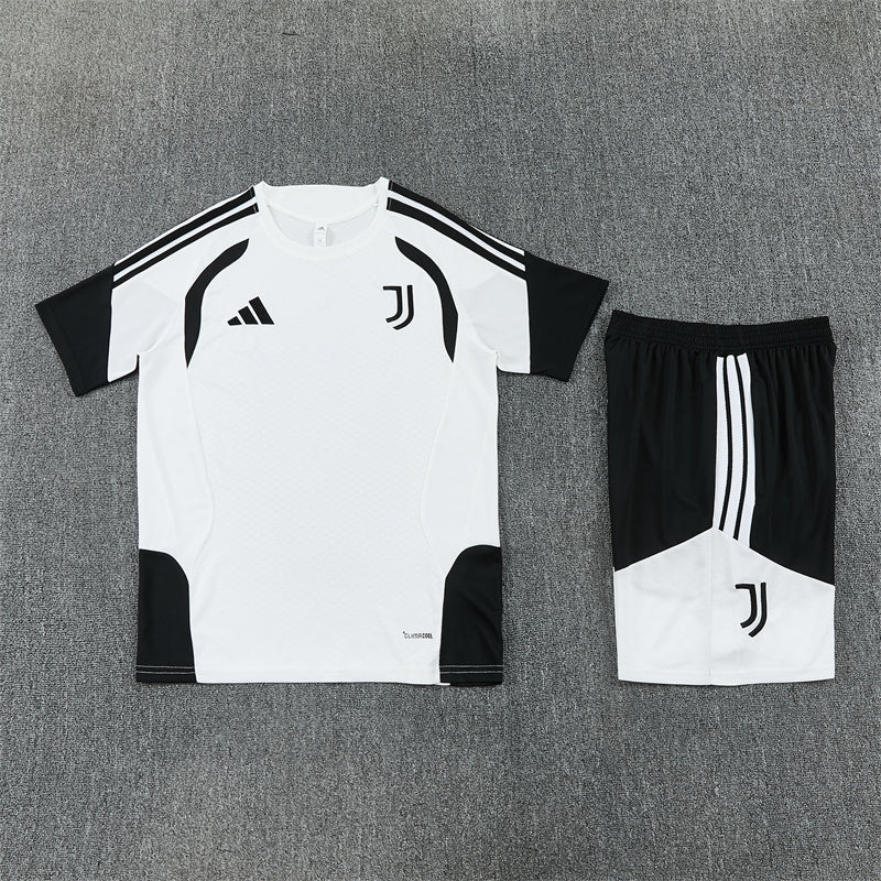 Camisa y Pantalones Cortos para Niños Juventus 26/27