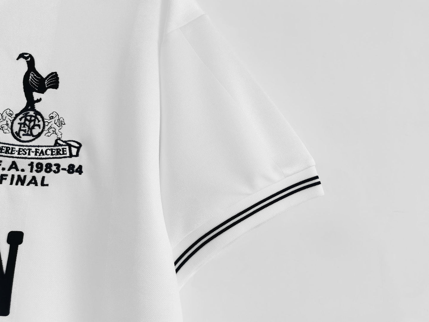 Camiseta Retro Home Tottenham Hotspur 1983/84