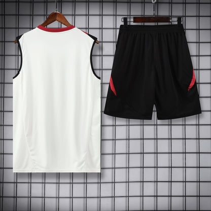 Camiseta y Pantalón entrenamiento Manchester United 25/26