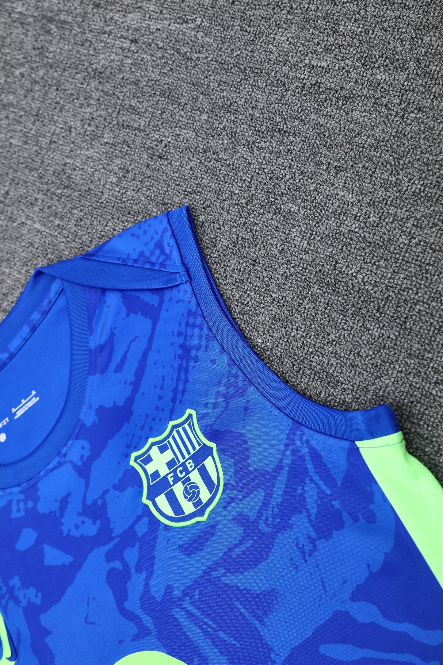 Camiseta y pantalón entrenamiento Barcelona 25/26