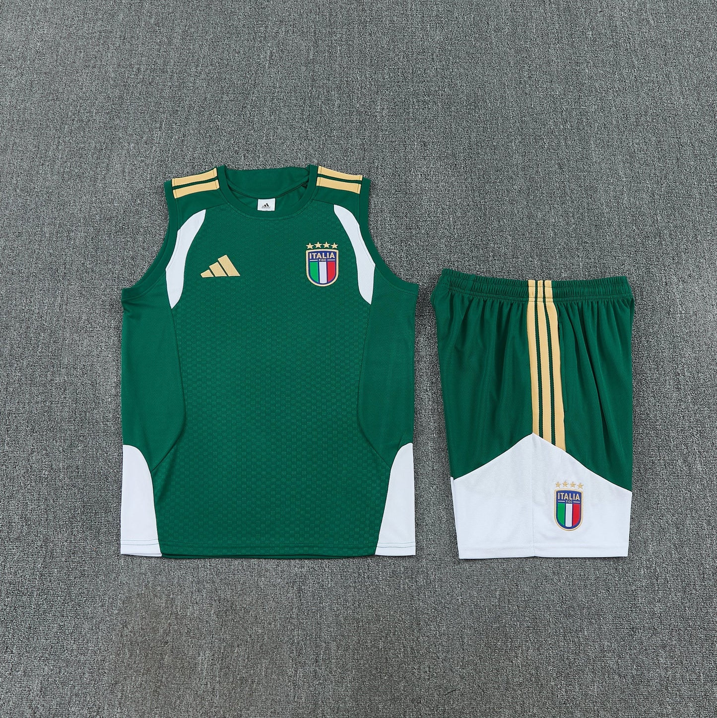 Camiseta y Pantalón corto de Entrenamiento Italia 26/27