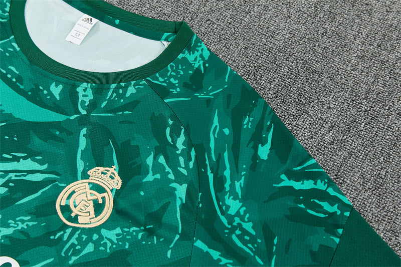 Camiseta y Pantalón corto Entrenamiento Real Madrid 26/27