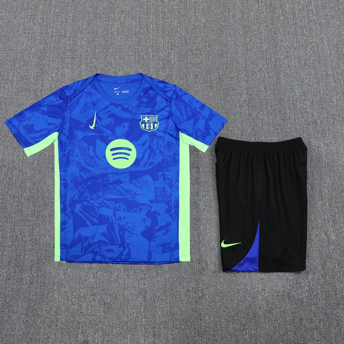 Camiseta y pantalón entrenamiento Barcelona 25/26