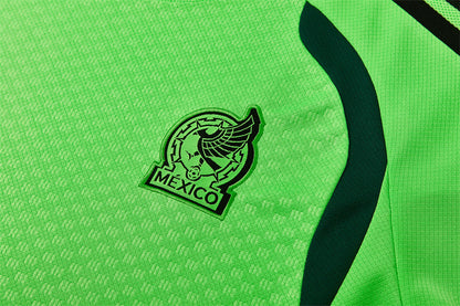 Camiseta y Pantalón entrenamiento México Niño 26/27