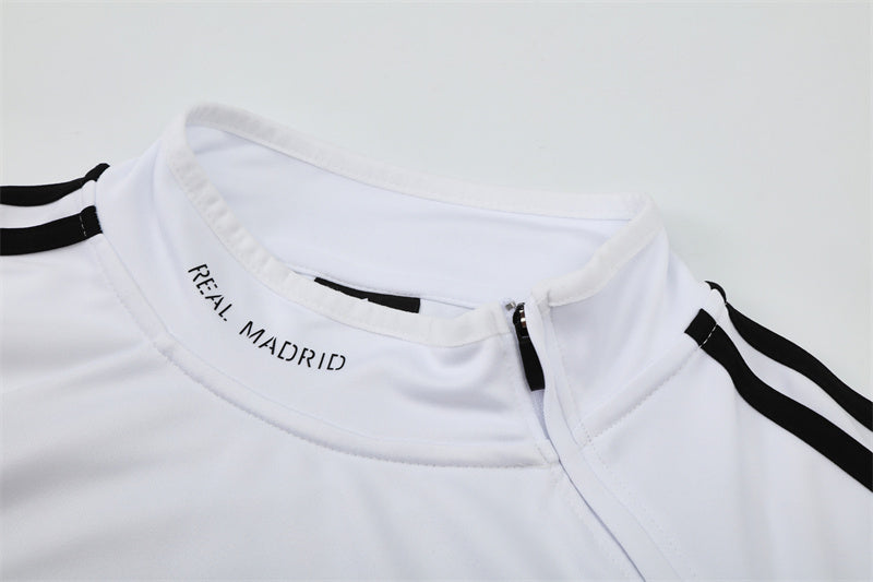 Camiseta de entrenamiento retro de manga larga del Real Madrid 13/14
