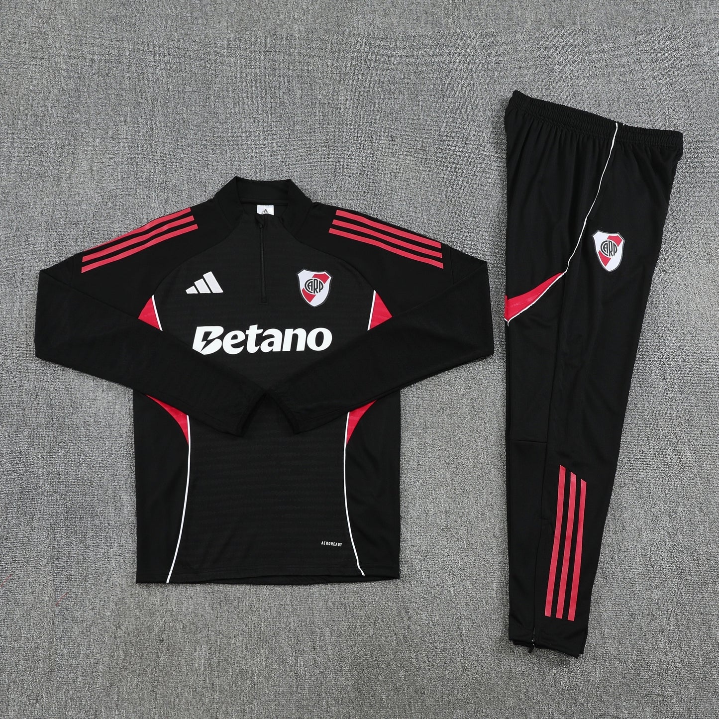 Chandal River Plate Niño 25/26