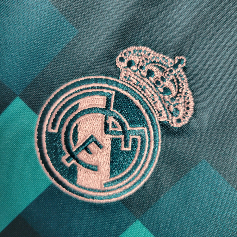 Camiseta Real Madrid Retro Manga Larga 17/18 - Con Patch