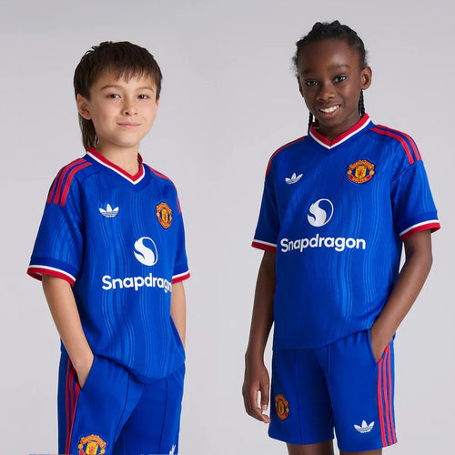 Camiseta y Pantalones Cortos para Niño Manchester United Away 26/27