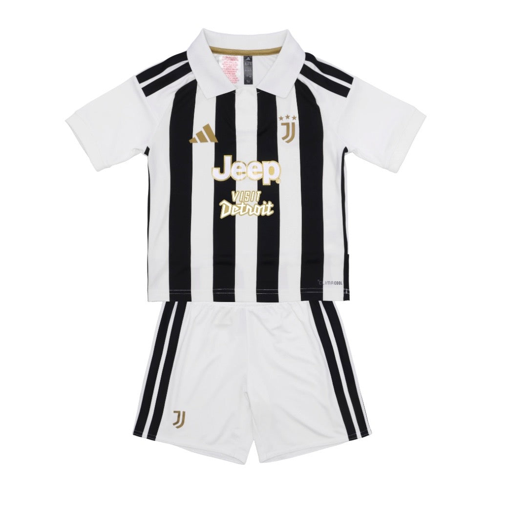 Camisa y Pantalones Cortos para Niños Juventus Home 26/27