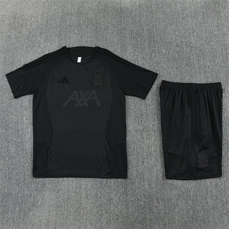 Camiseta y Pantalón entrenamiento Liverpool 26/27