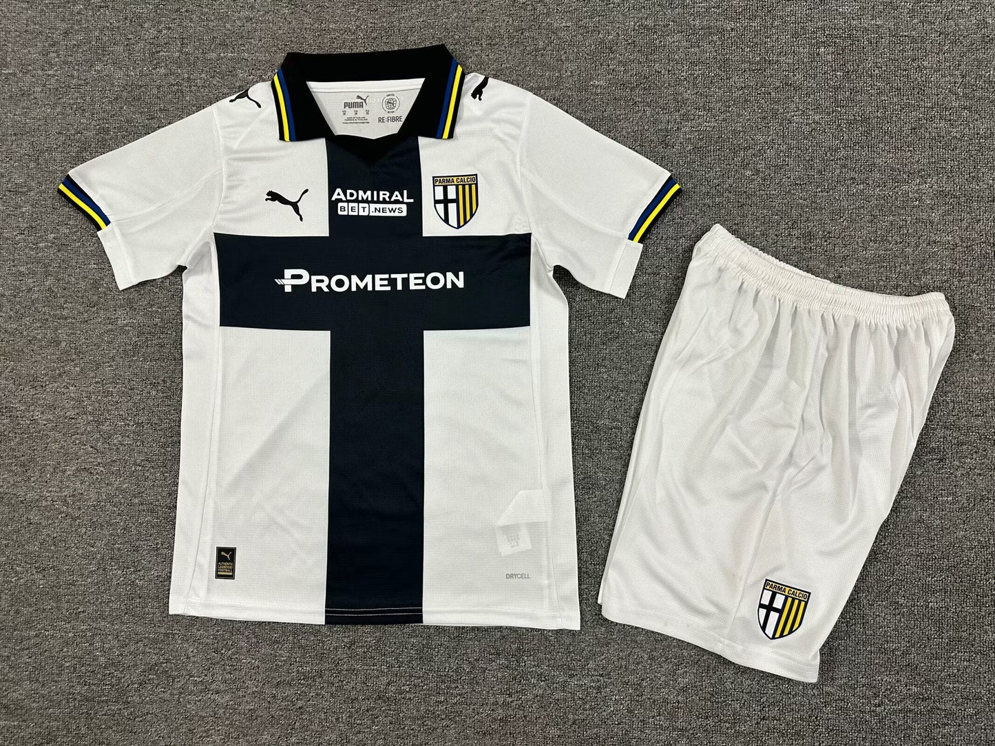 Camiseta y Pantalon Corto para Niño Parma Home 25/26
