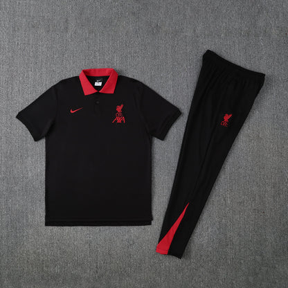 Camiseta y pantalón Liverpool 25/26