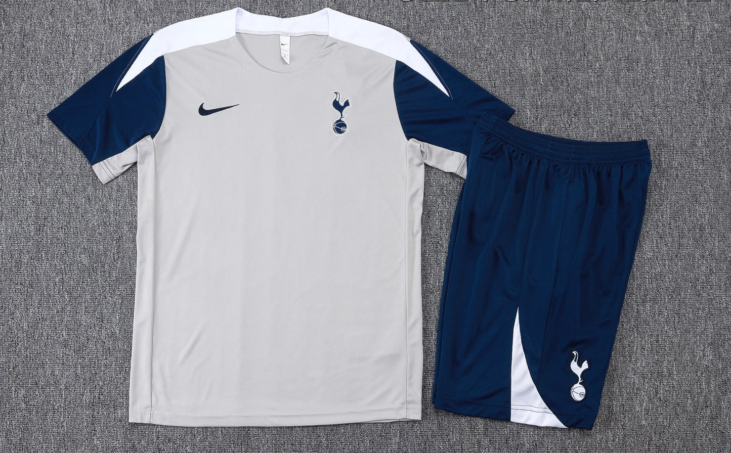 Camiseta y Pantalones Cortos Tottenham Hotspur 25/26