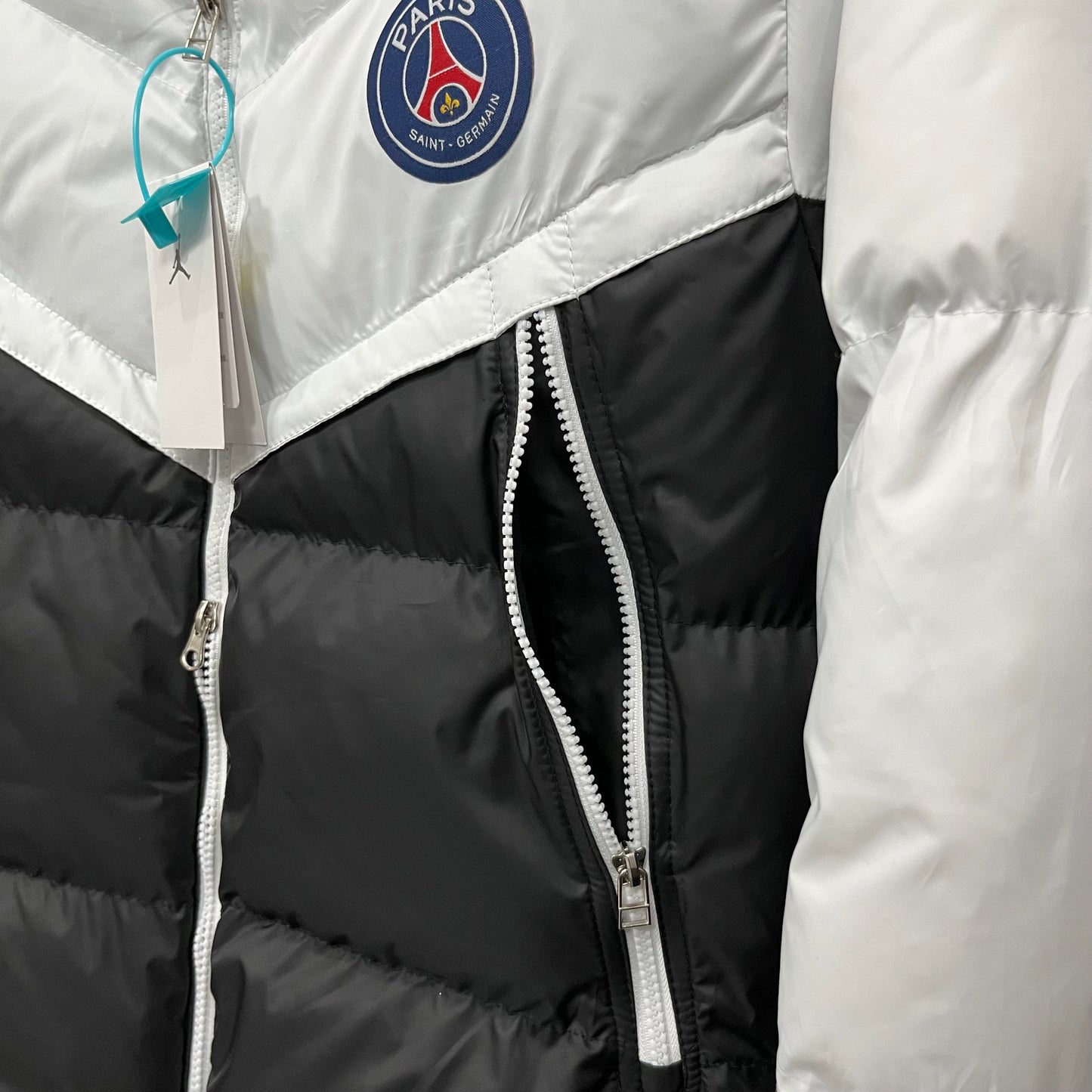 Abrigo Impermeable PSG 25/26