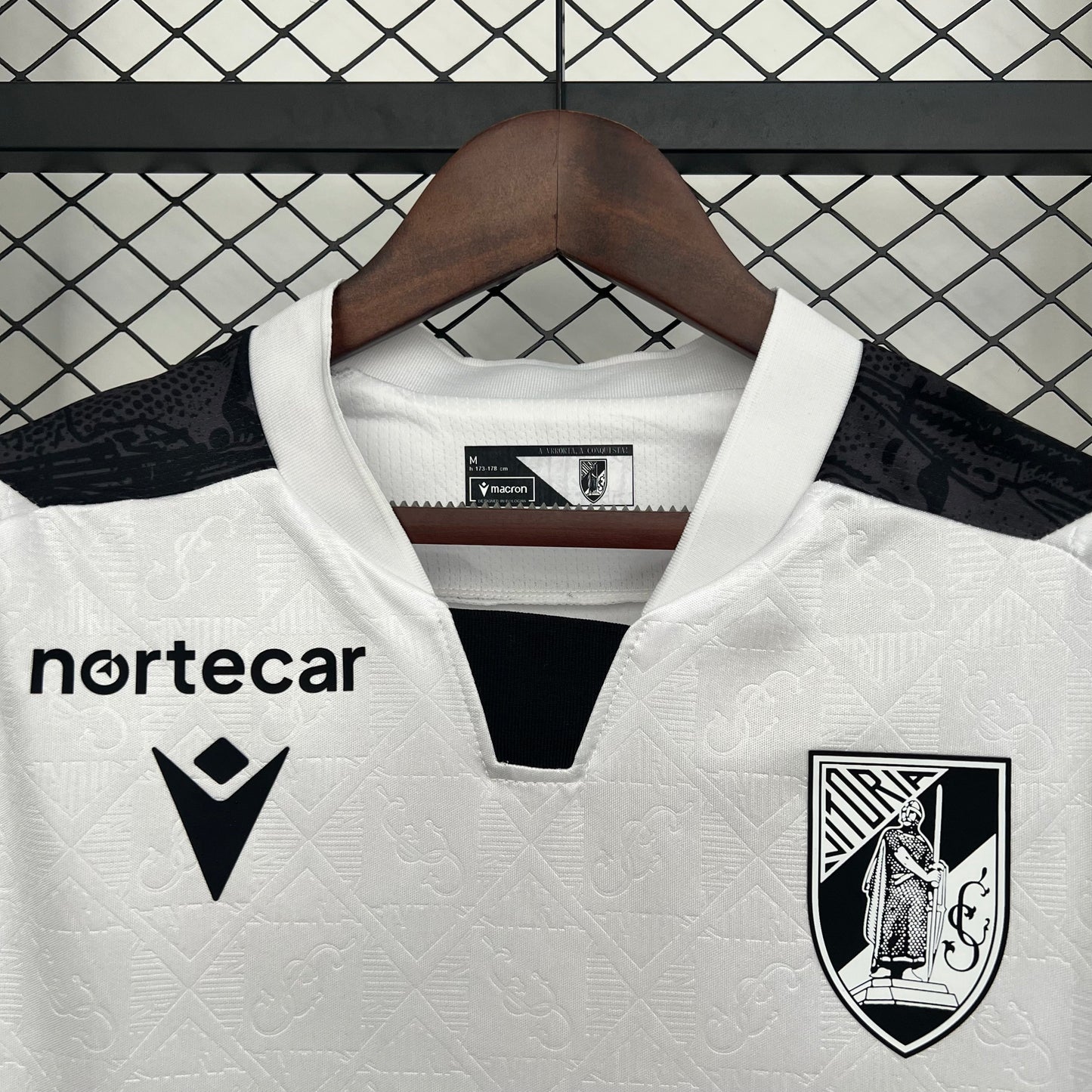 Camiseta Guimarães Home 25/26